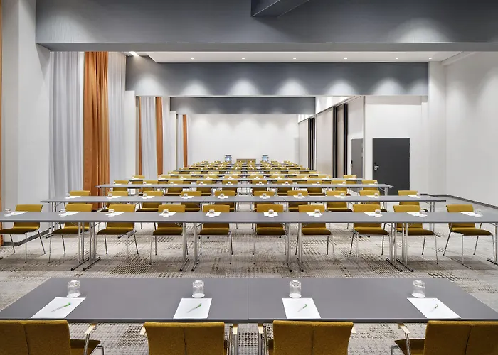 Hotel - - Hafencity By Ihg 4*