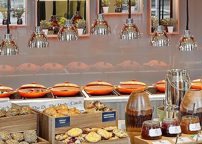 Hotel - - Hafencity By Ihg 4*