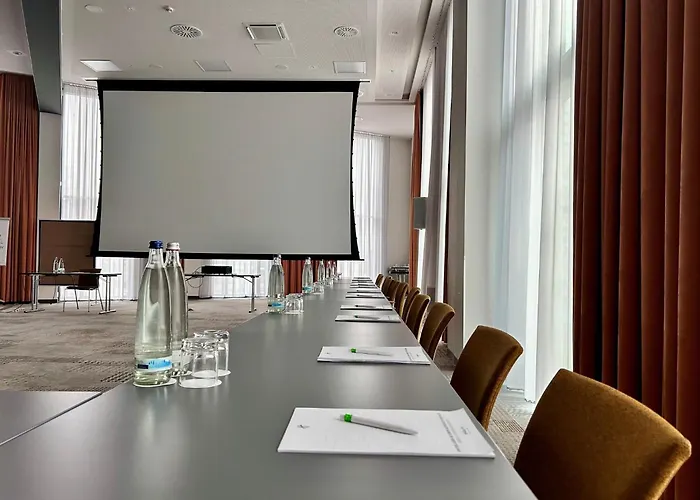 - - Hafencity By Ihg Hotel 4*