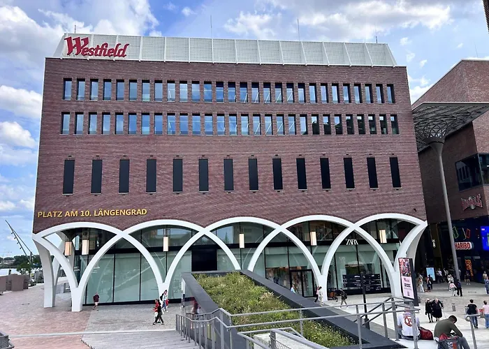 Hotel - - Hafencity By Ihg 4*